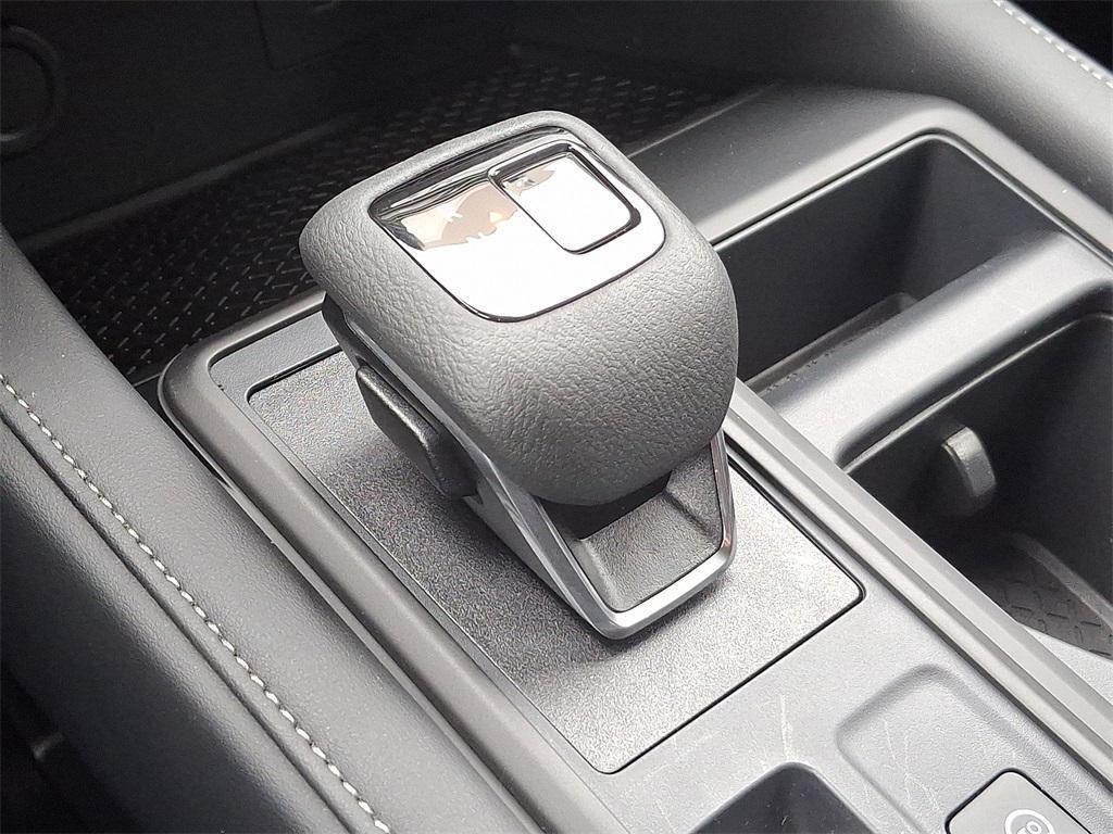 new 2025 Nissan Pathfinder car, priced at $33,068