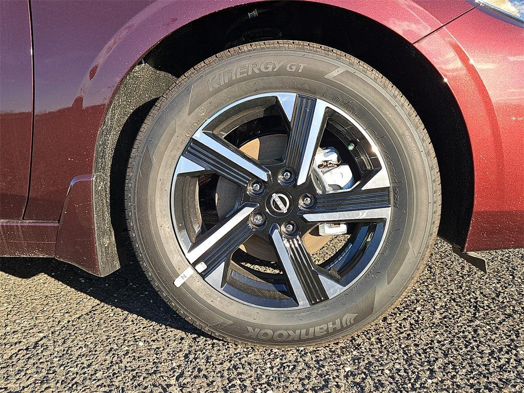 new 2025 Nissan Sentra car, priced at $20,923