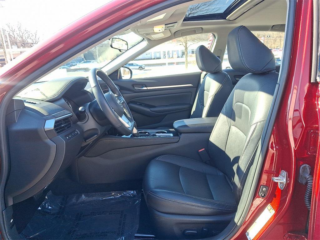 used 2024 Nissan Altima car, priced at $25,000