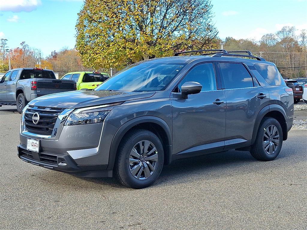 new 2025 Nissan Pathfinder car, priced at $36,257