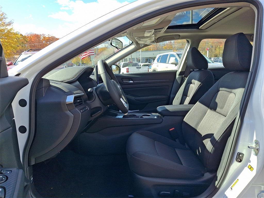 new 2025 Nissan Altima car, priced at $30,204