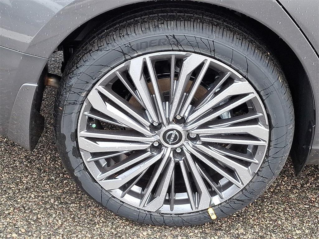 new 2025 Nissan Altima car, priced at $34,348