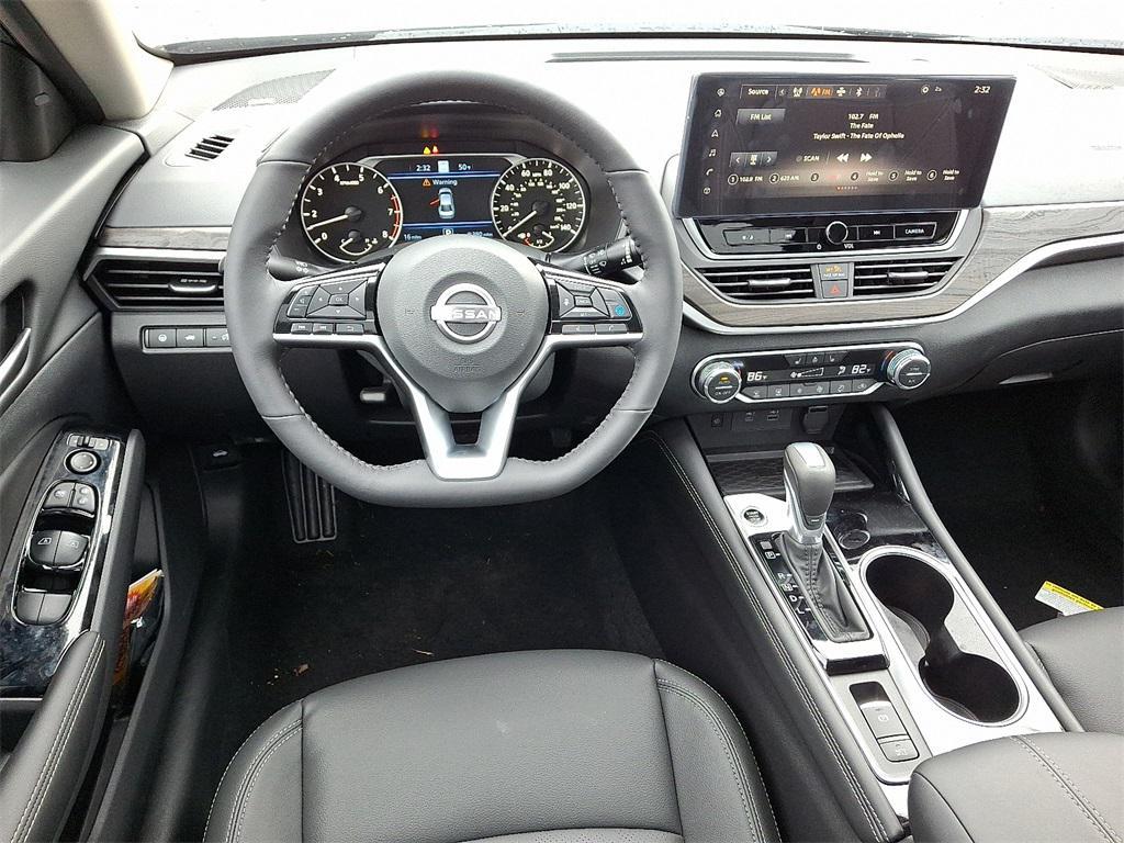 new 2025 Nissan Altima car, priced at $34,348