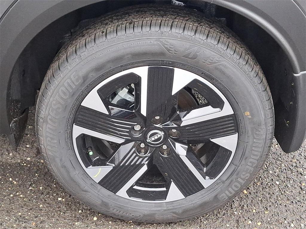 new 2026 Nissan Kicks car, priced at $25,847