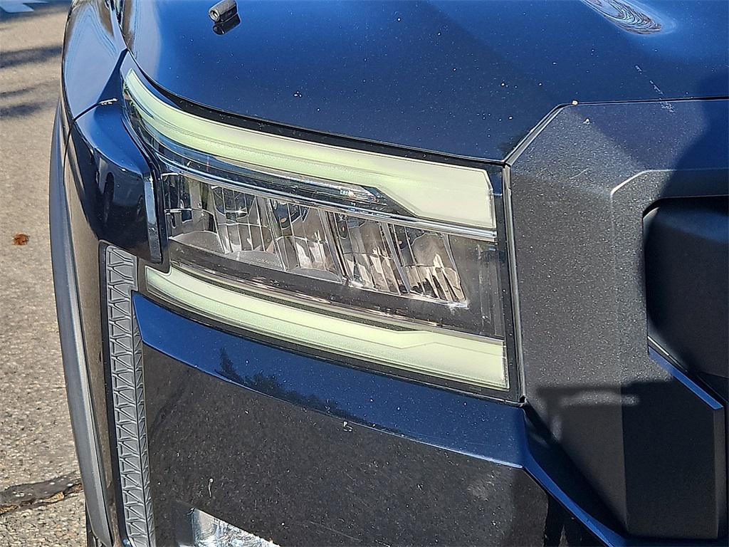 used 2022 Nissan Frontier car, priced at $21,900