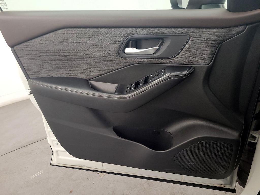 used 2023 Nissan Rogue car, priced at $21,998