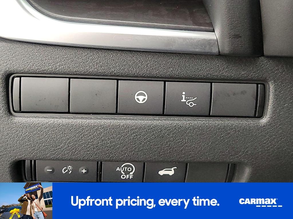 used 2023 Nissan Rogue car, priced at $28,998
