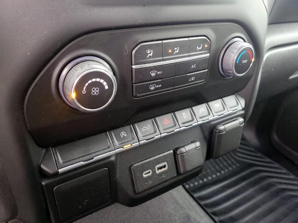 used 2022 Chevrolet Silverado 1500 Limited car, priced at $30,998