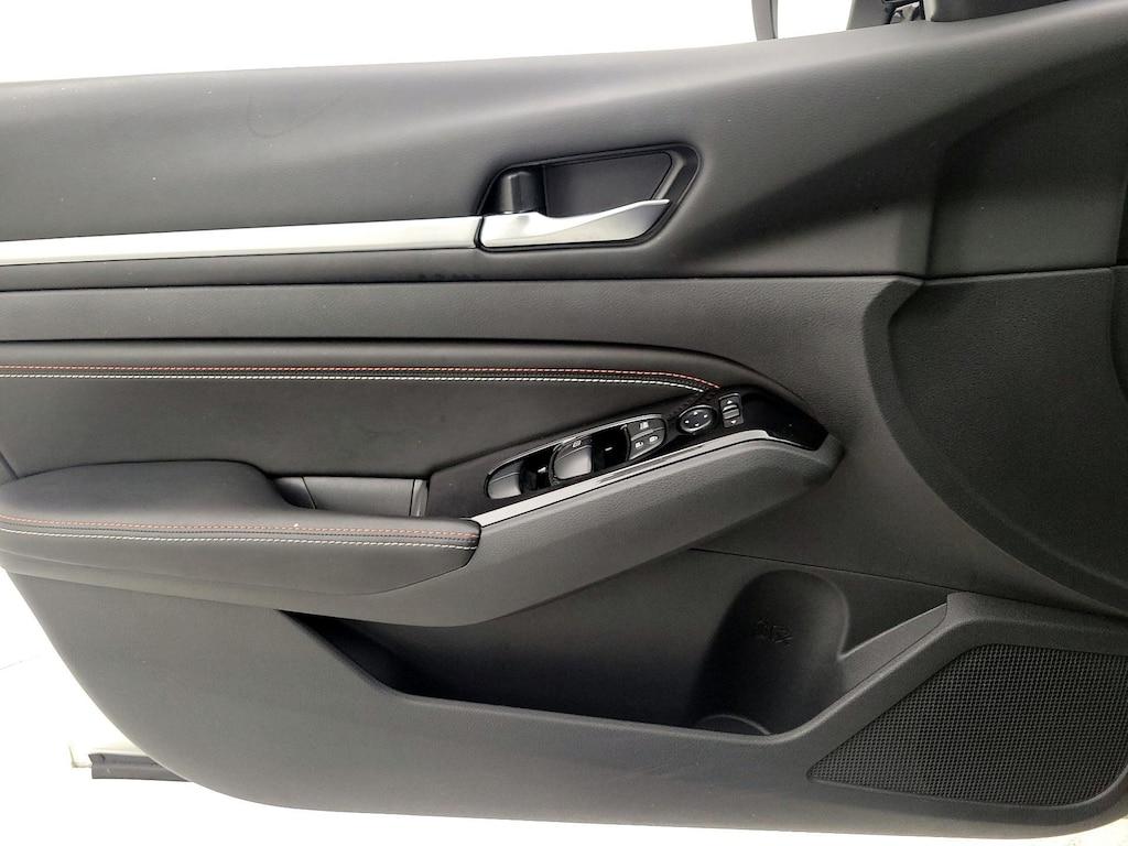 used 2023 Nissan Altima car, priced at $22,998