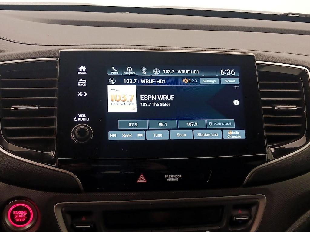 used 2022 Honda Pilot car, priced at $33,998