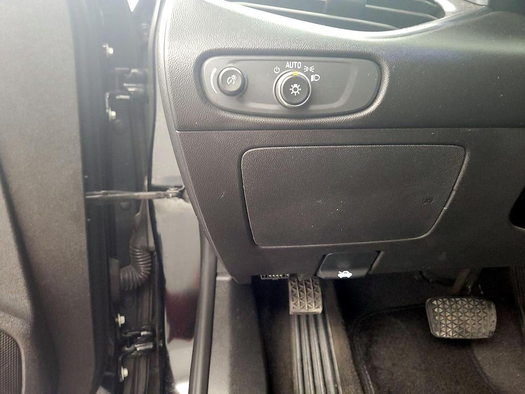 used 2020 Chevrolet Malibu car, priced at $16,998