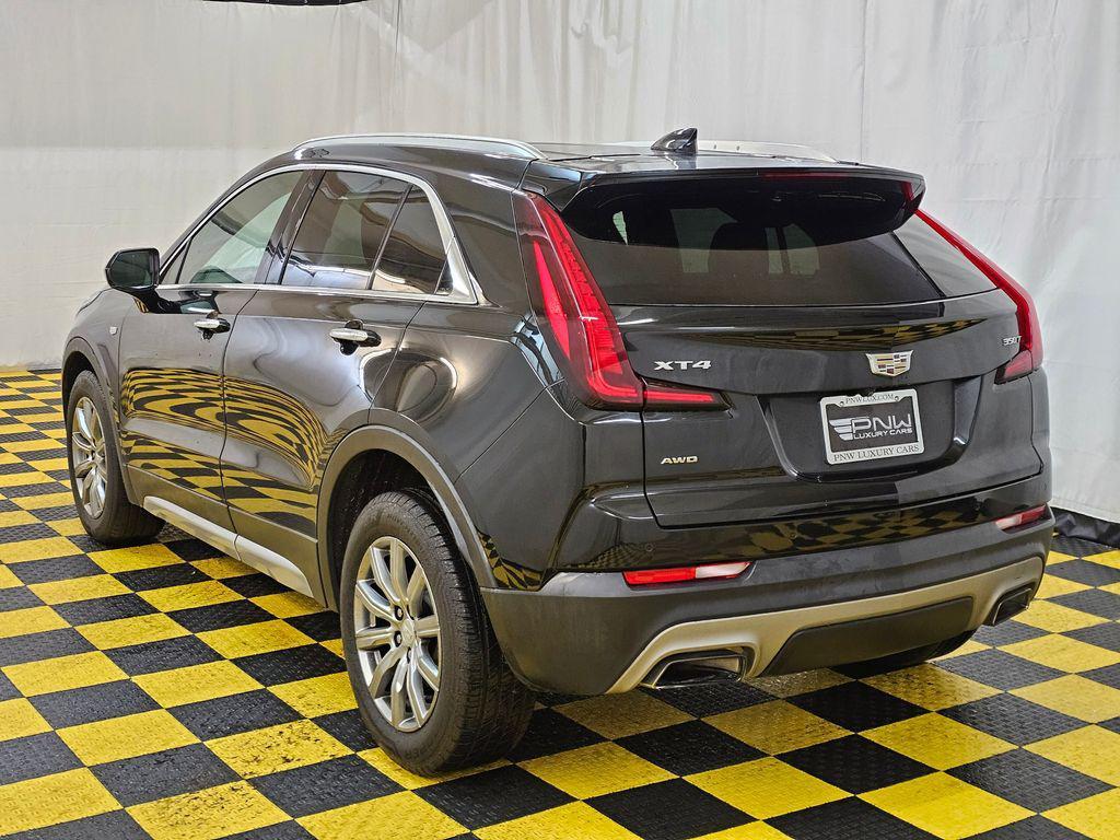 Stellar Black Metallic 2020 Cadillac XT4 Premium Luxury