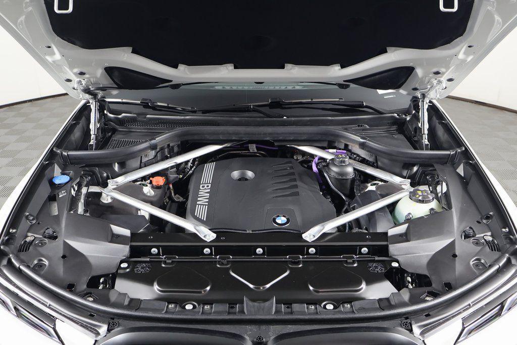 new 2026 BMW X7 car, priced at $103,350