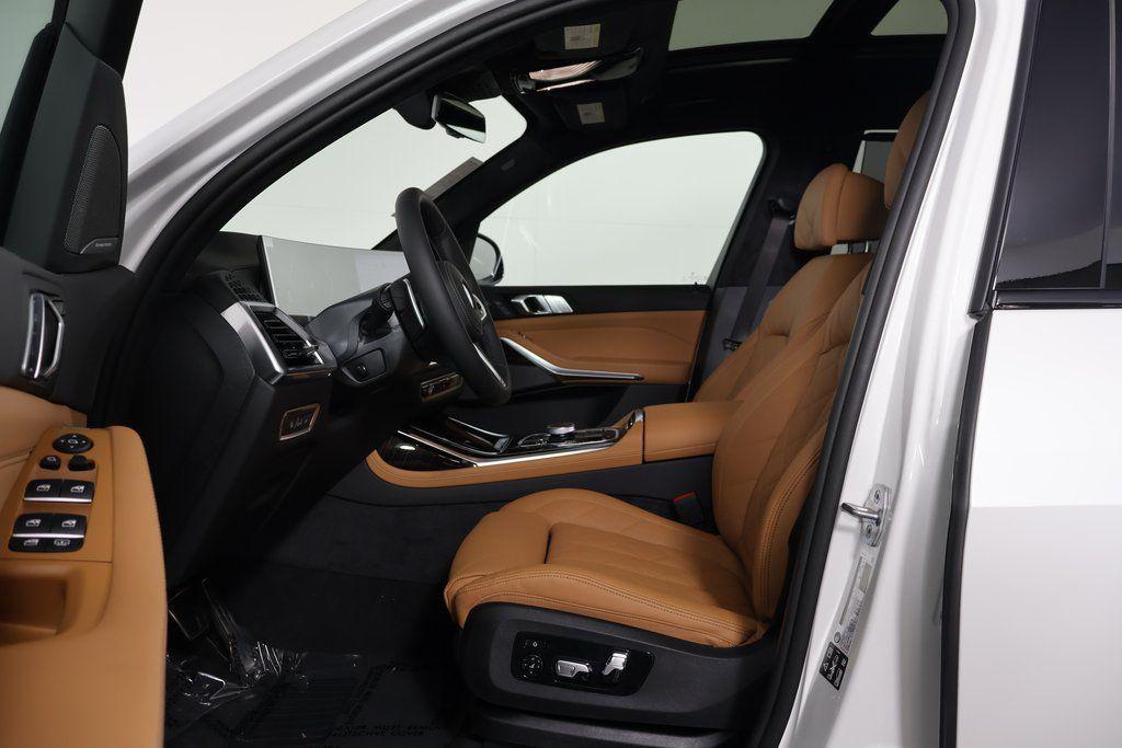 new 2026 BMW X7 car, priced at $103,350