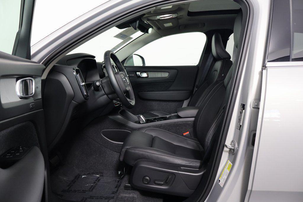 used 2025 Volvo XC40 car, priced at $40,983