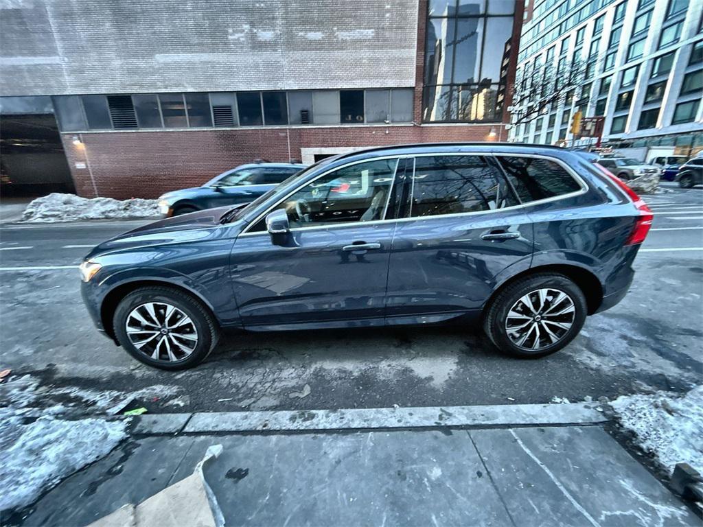 used 2023 Volvo XC60 car, priced at $32,590