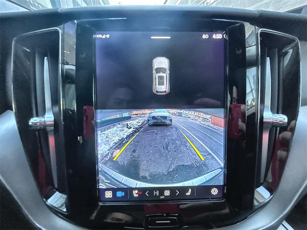 used 2023 Volvo XC60 car, priced at $32,590