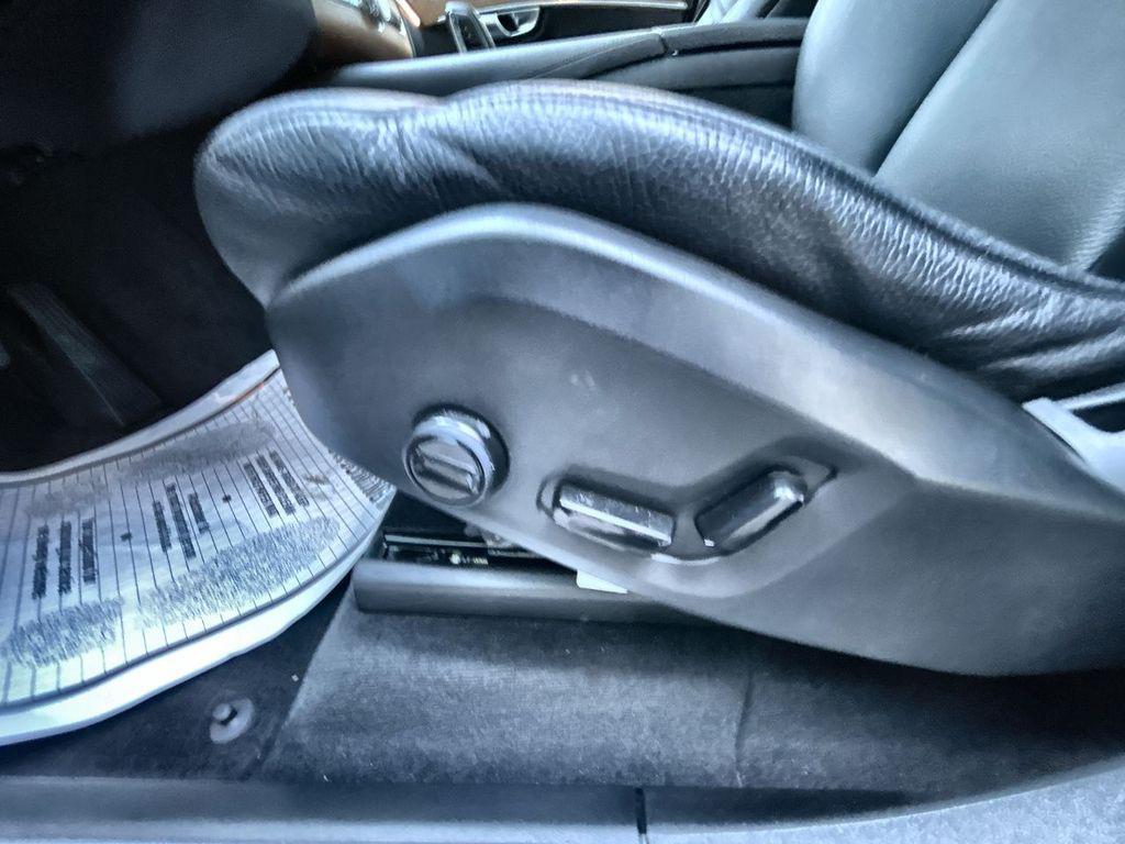 used 2023 Volvo XC90 car, priced at $41,825