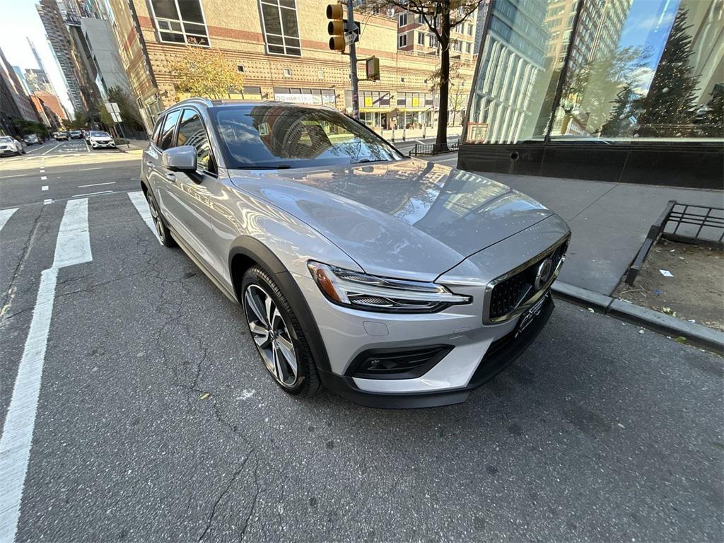 used 2025 Volvo V60 Cross Country car, priced at $34,300
