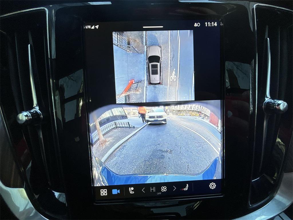 used 2025 Volvo V60 Cross Country car, priced at $35,900