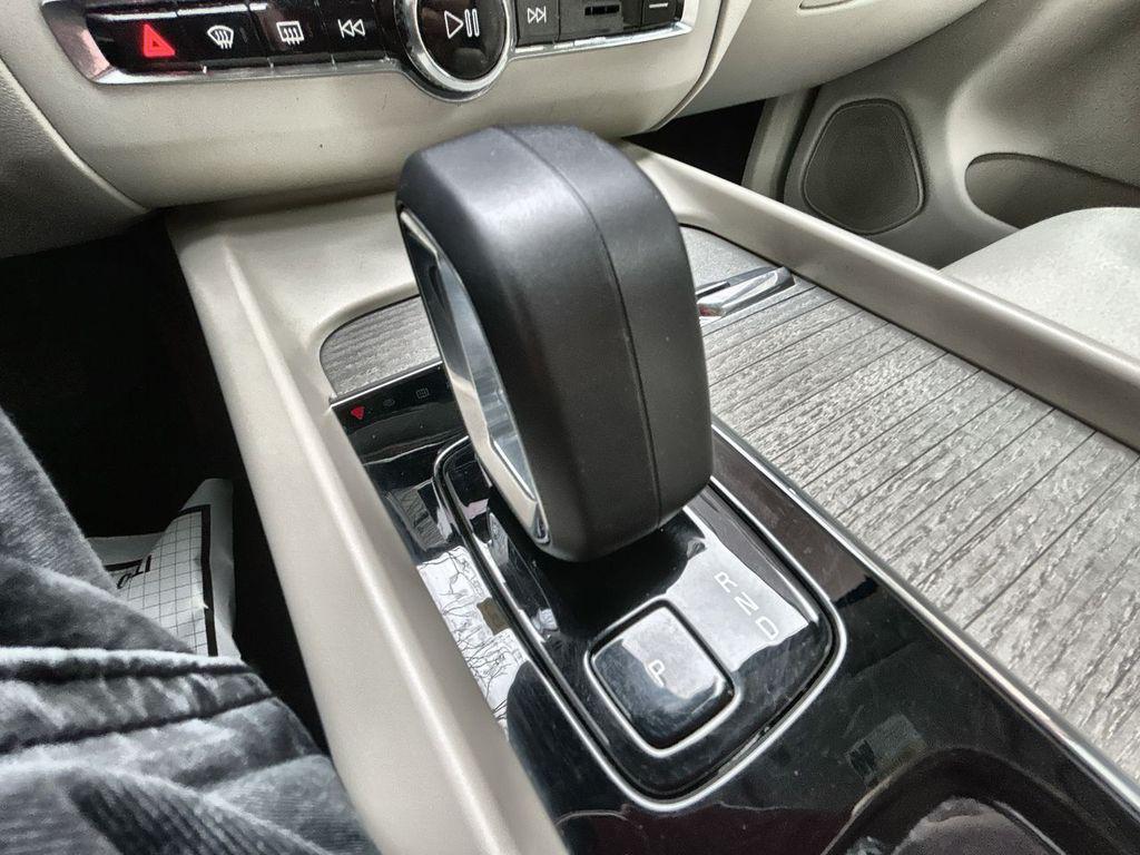 used 2024 Volvo XC60 car, priced at $37,190