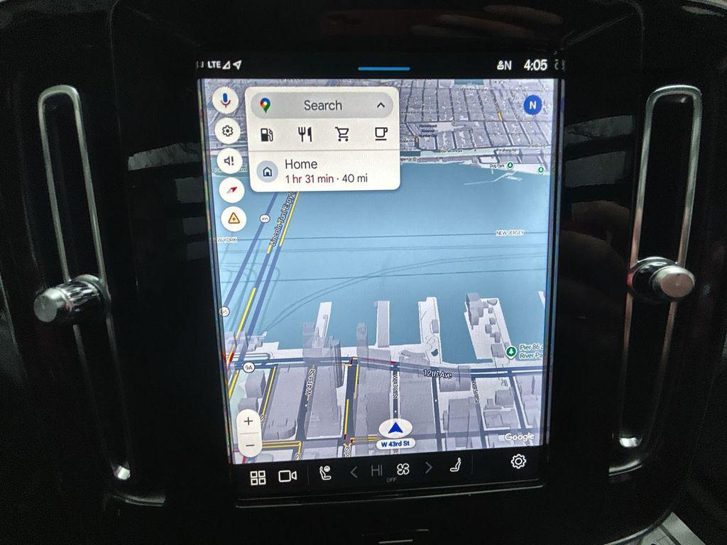 used 2023 Volvo XC40 car, priced at $31,550