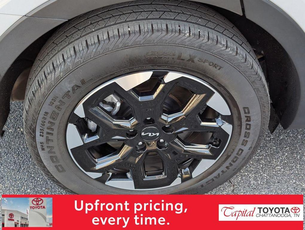 used 2025 Kia Sorento car, priced at $29,765