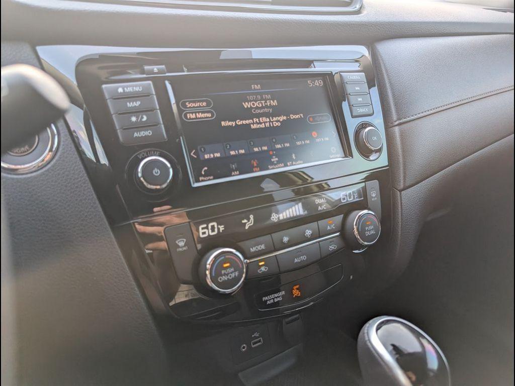 used 2019 Nissan Rogue car, priced at $18,899