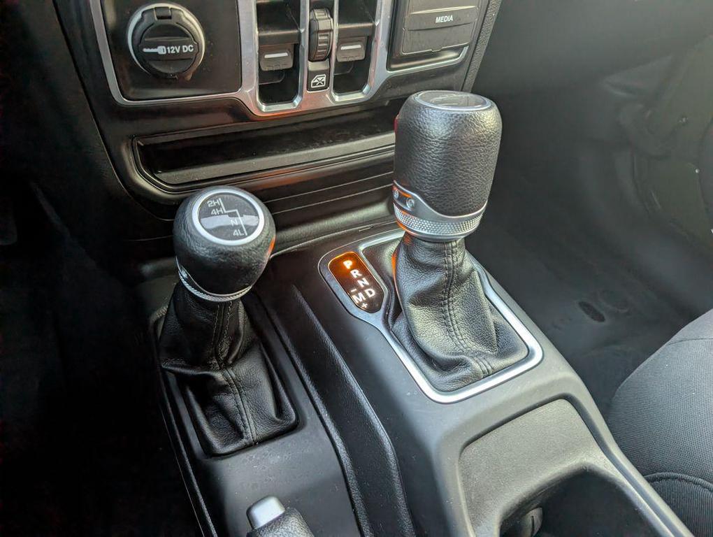 used 2023 Jeep Gladiator car, priced at $34,344