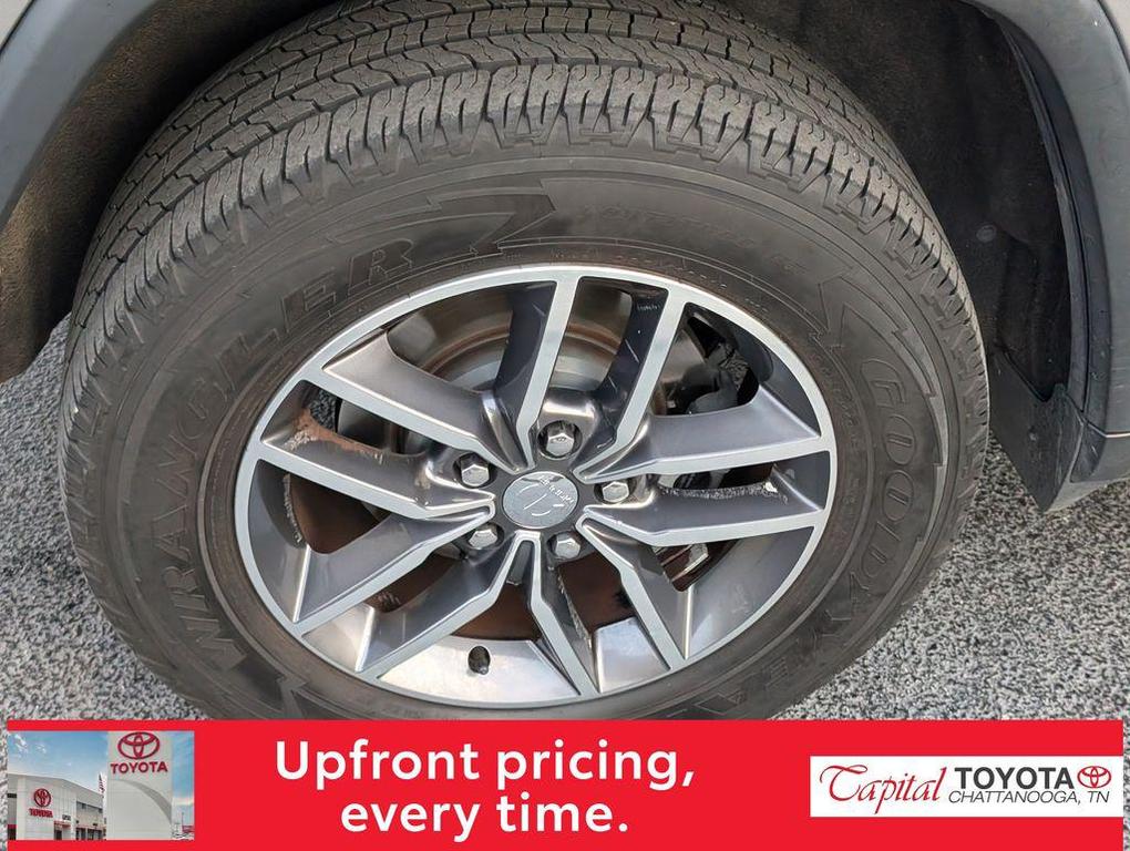 used 2019 Jeep Grand Cherokee car, priced at $16,245