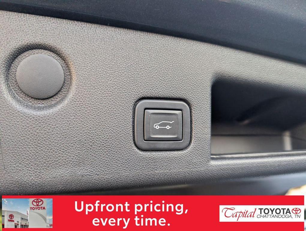 used 2020 Chevrolet Equinox car, priced at $16,787