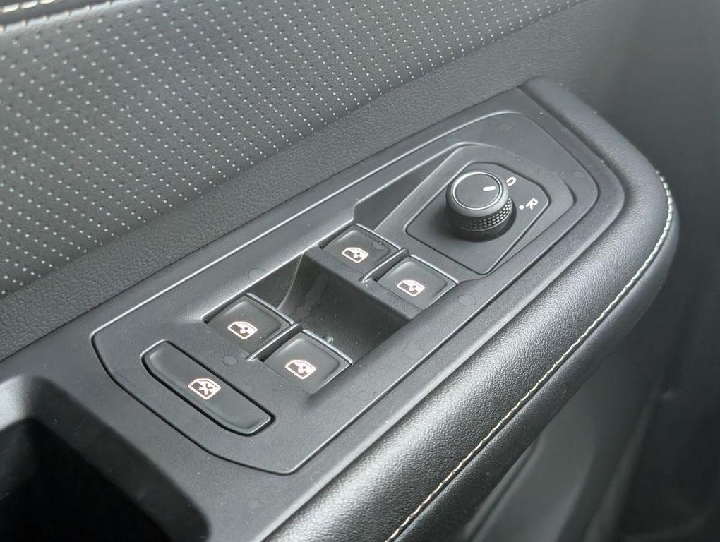 used 2024 Volkswagen Atlas car, priced at $32,728