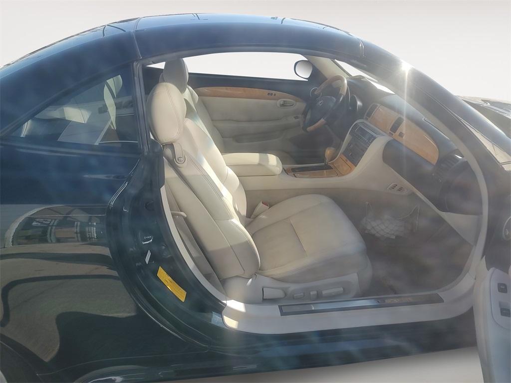 used 2002 Lexus SC 430 car, priced at $14,954