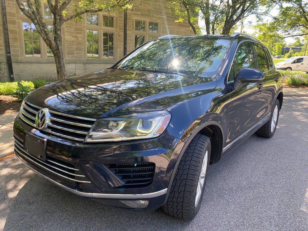 used 2015 Volkswagen Touareg car, priced at $10,900