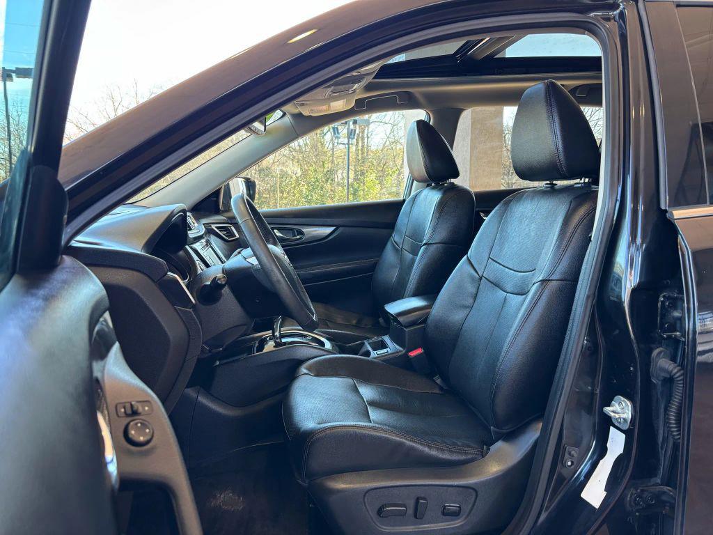 used 2016 Nissan Rogue car, priced at $10,695