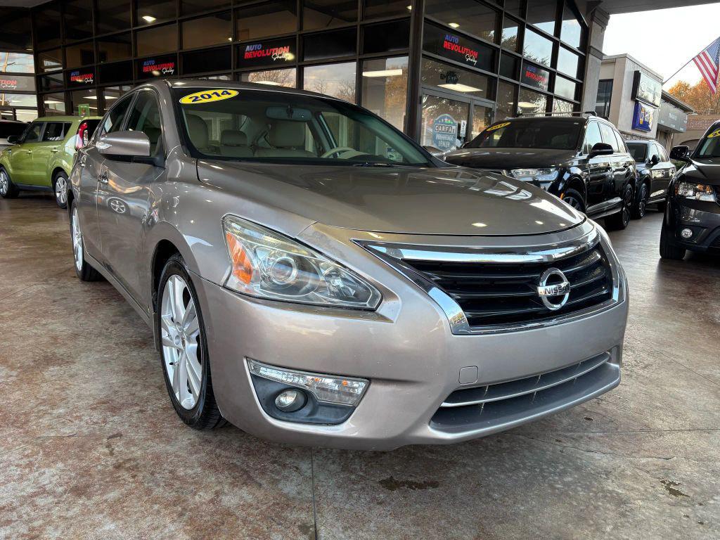 used 2014 Nissan Altima car, priced at $7,695