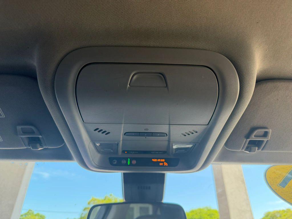 used 2021 Chevrolet Equinox car, priced at $11,695