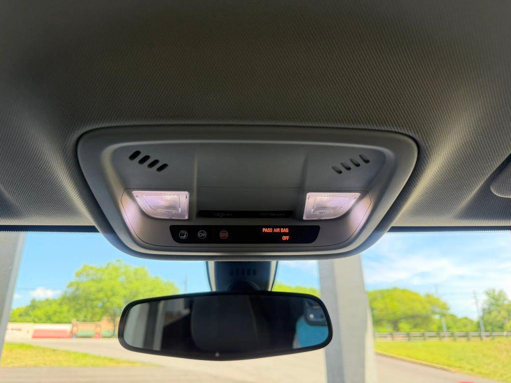 used 2019 Chevrolet Traverse car, priced at $11,495
