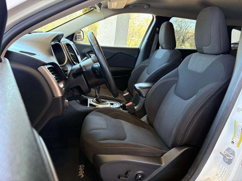 used 2017 Jeep Cherokee car, priced at $9,895