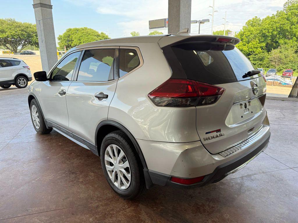 used 2020 Nissan Rogue car, priced at $7,895