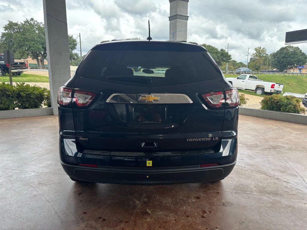 used 2016 Chevrolet Traverse car, priced at $7,995