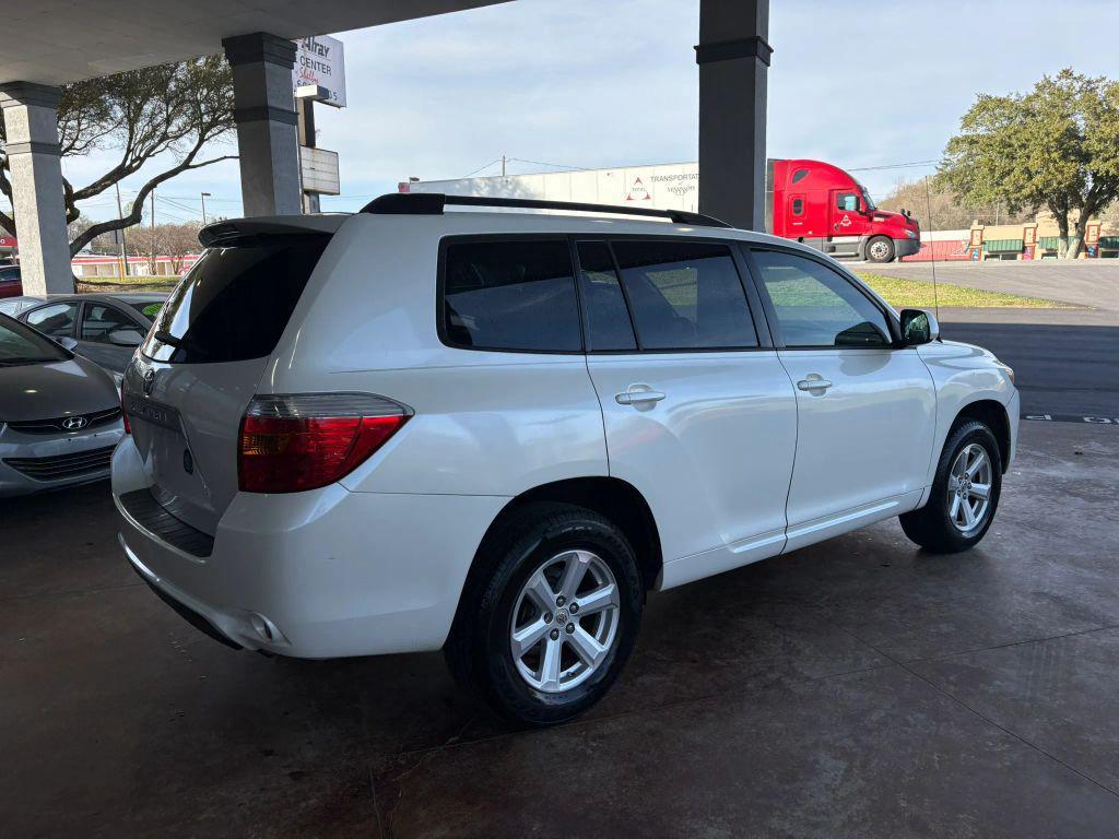 used 2010 Toyota Highlander car, priced at $7,995