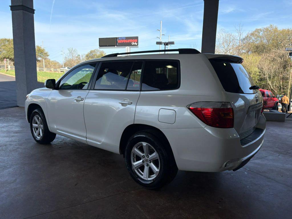 used 2010 Toyota Highlander car, priced at $7,995