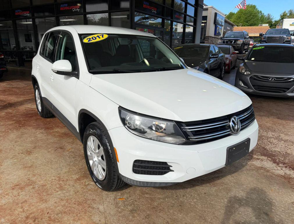 used 2017 Volkswagen Tiguan Limited car, priced at $10,995
