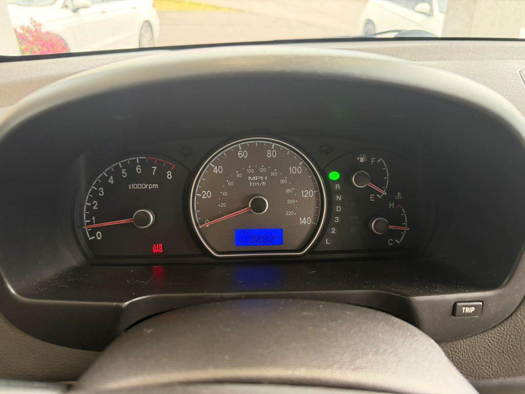 used 2007 Hyundai Elantra car, priced at $5,495