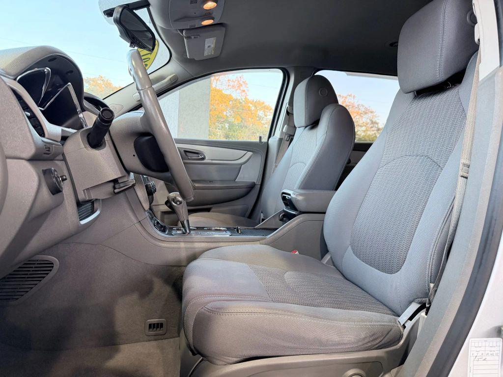 used 2017 Chevrolet Traverse car, priced at $7,095