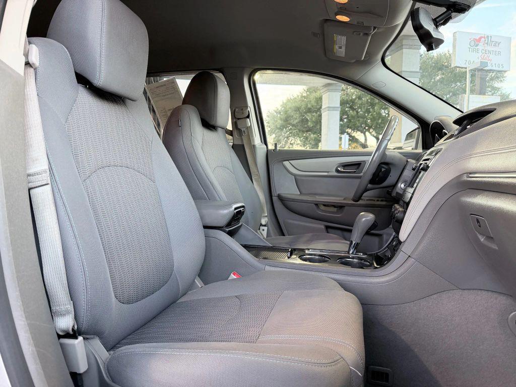 used 2017 Chevrolet Traverse car, priced at $7,095