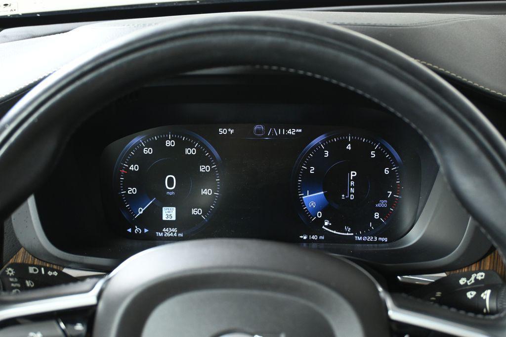 used 2021 Volvo XC60 car, priced at $27,899