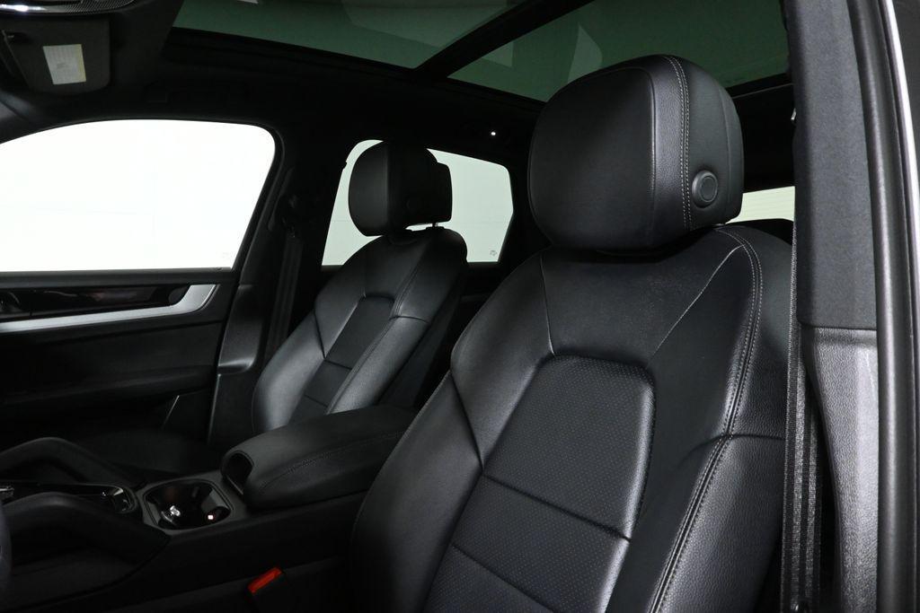 used 2025 Porsche Cayenne car, priced at $76,995