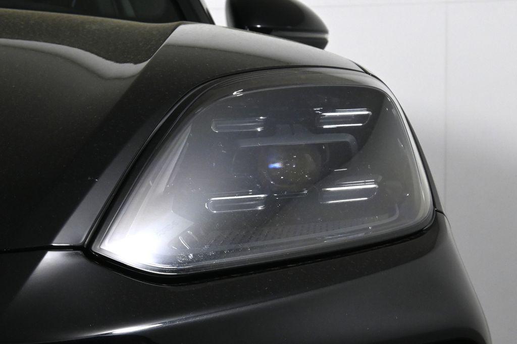 used 2025 Porsche Cayenne car, priced at $76,995